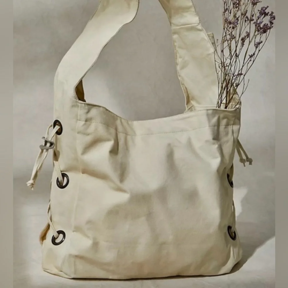 Free People We The Free Maverick Sling NWOT - Picture 6 of 8